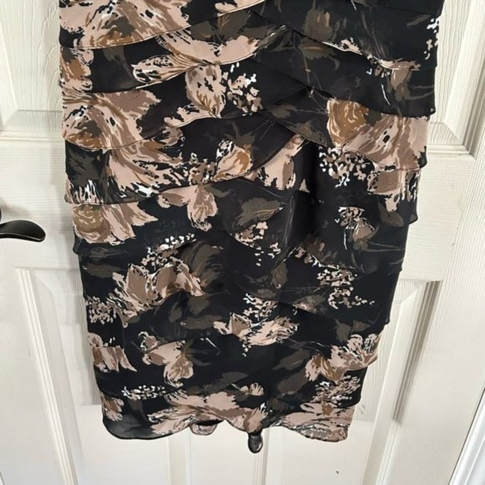 Adrianna Papell Tiered Cocktail Dress Sz 6 - Picture 7 of 16